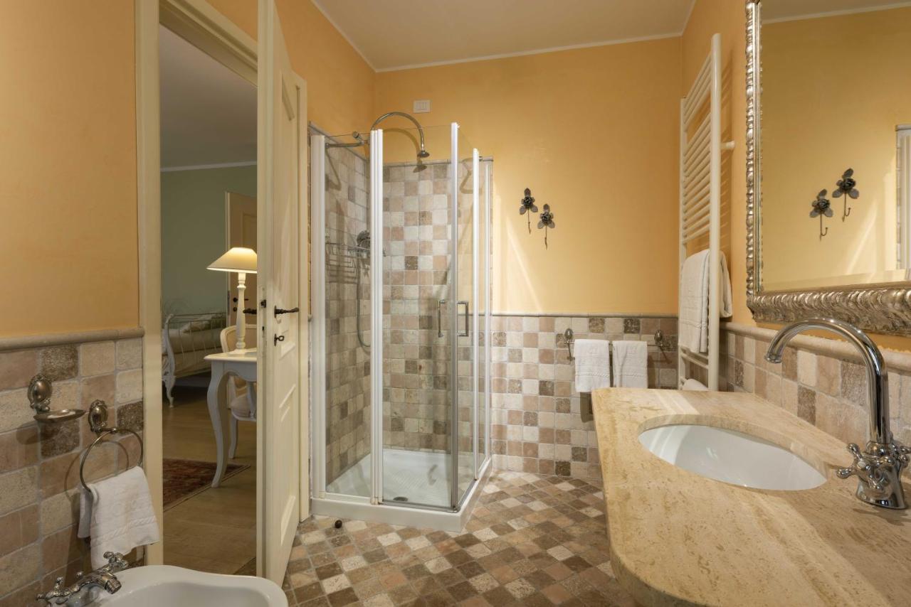 Villa Chiopris Hotel